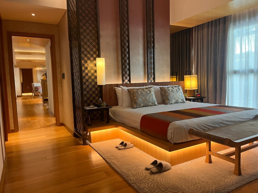 Seasons Residences by Federal Land